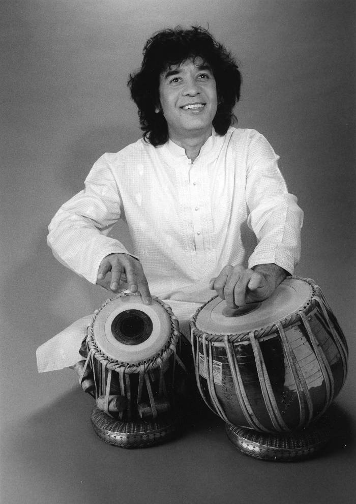 Ustad Zakir Hussain Biography - Childhood, Family, Contribution & Facts