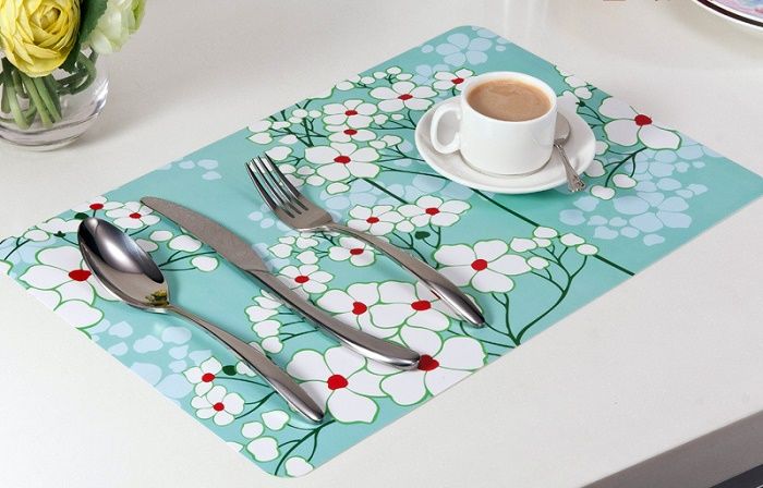 Handcrafted Plastic Table Mats