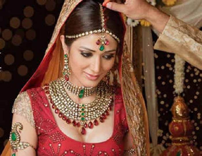 Solah Shringar Hindu Bridal Adornments Significance