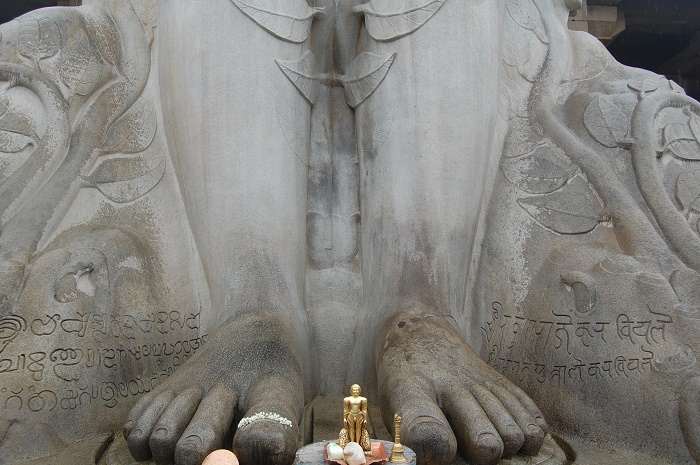 Statue Of Gommateshwara Bahubali Sravanbelagola History Facts