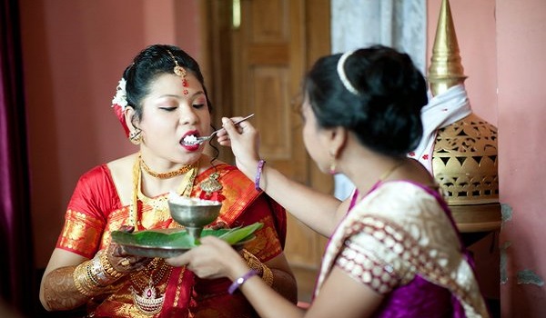 Traditional Indian Wedding Assam Assamese Wedding Stock Photo 1042433719 |  Shutterstock